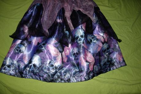 Saty na halloween od f&f, 