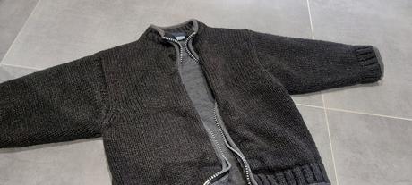 Krásna machrovská svetríko-bundička, 92