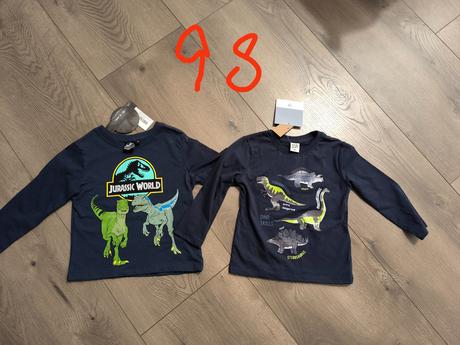 Nové tričká s dinosaurom, 98