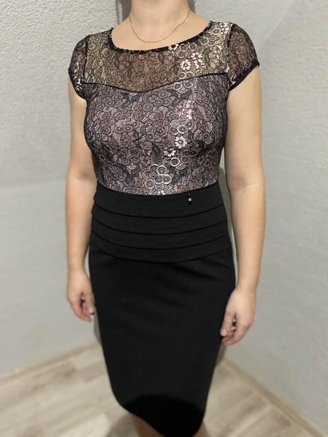 Príležitostné šaty, 38