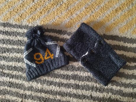 Čiapka a nákrčník lindex 116/128, lindex,116