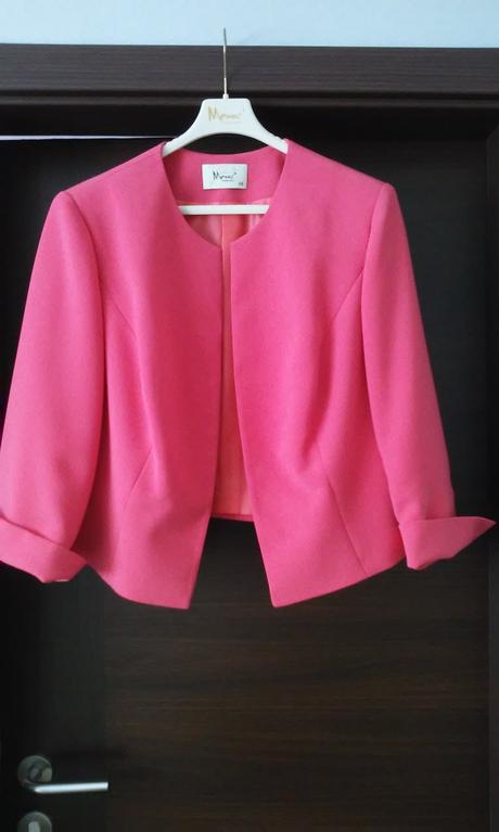 Spoločenské šaty, 46