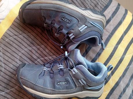 Trekove topanky, keen,35