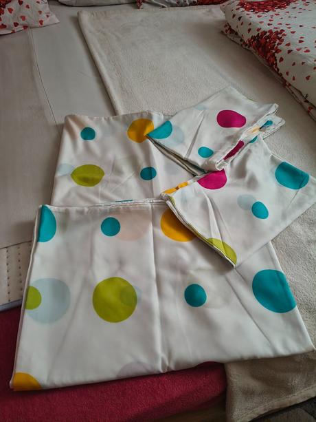 Predám posteľné prádlo, šírka (cm): 140,dĺžka (cm): 200