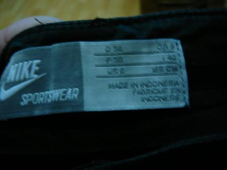 Dievcenske sportove kratasy, nike,s