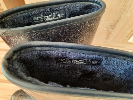 Tmavomodré lesklé zateplené gumáky 38, tesco,38