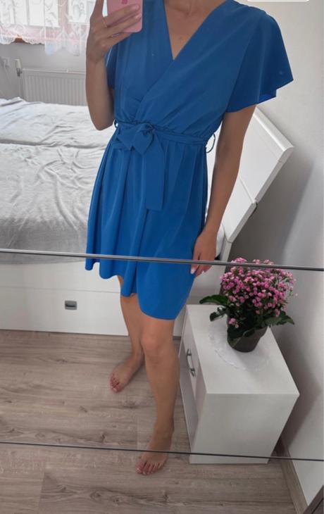 Dámske elegantné šaty,