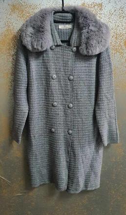 Sveter s kozusinkou, l