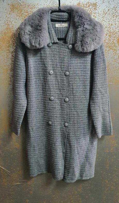 Sveter s kozusinkou, l