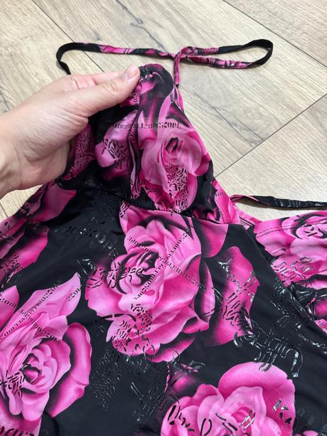 Krásne dámske kvetinové šaty, l