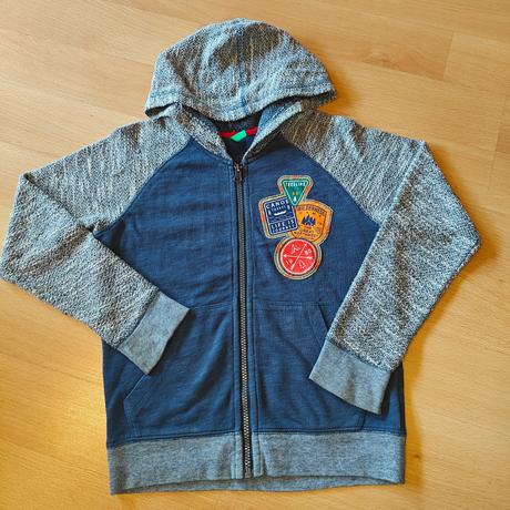 Frajerská mikina, benetton,134