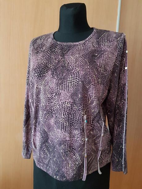 Fialový vzorovaný top s ozdobnými nitmi lko, l