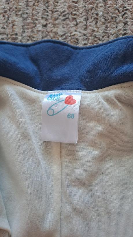 Teplý zimný overal, 68