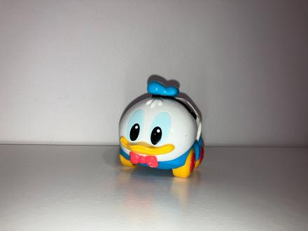 Autíčko donald disney,