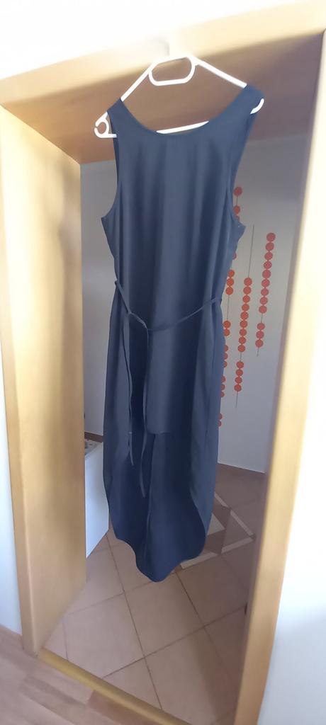Zaujímavé šaty, vzadu dlhšie, h&m,36