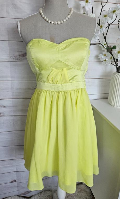 Pekné lahulinké šaty, gina,36