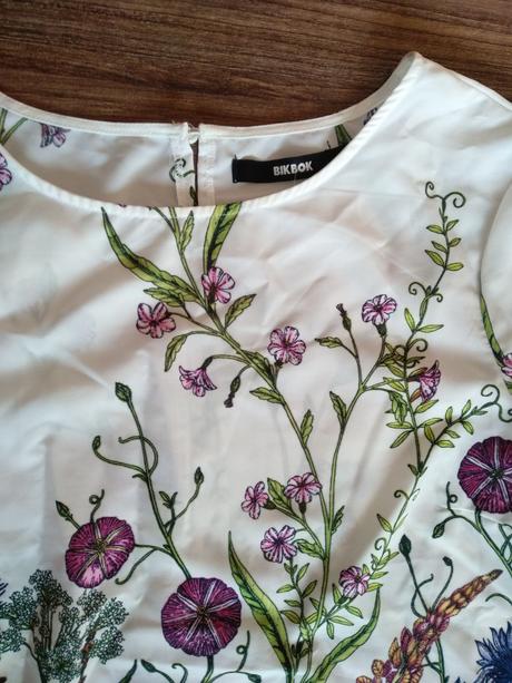 Romanticky crop top, m