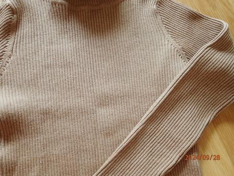 Béžový rolák next, next,134