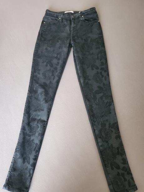 Nohavice guess 27, guess,26