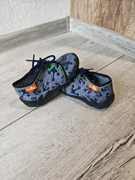 Chlapčenské papučky, ren but,24