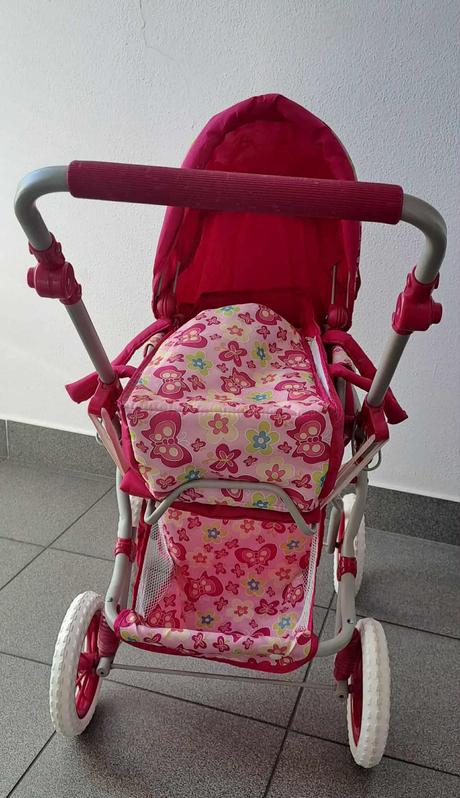 Kočík pre bábiky, 