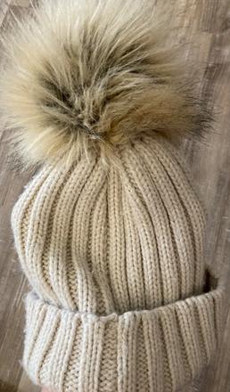 Čiapka s brmbolcom, 