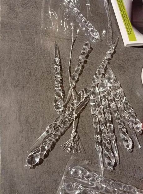 13,5cm ľadové cencúle 20ks,