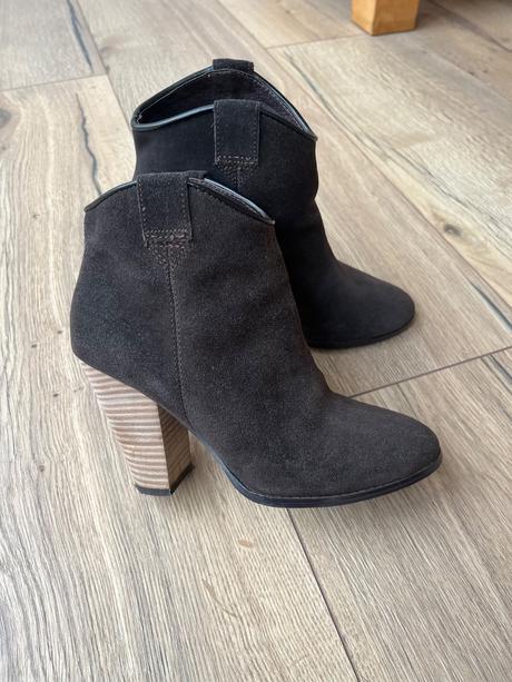 Kožené kotnicky apart, 37