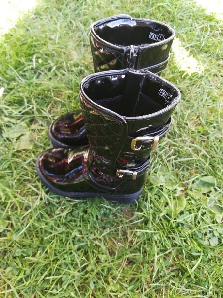 Cizmicky jesenne, 23