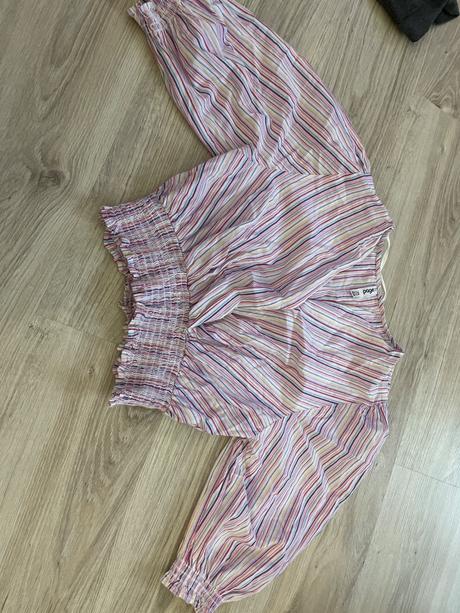 Cropnutá blúzka, 34