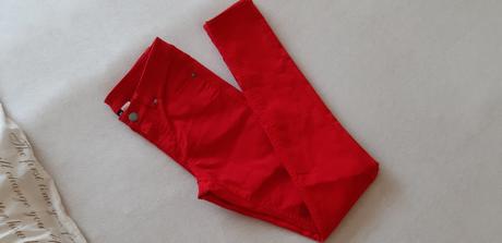 Červené elastické rifle h&m, h&m,34