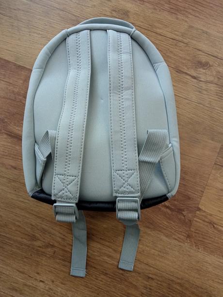 Nikon cool pix vak batoh pre deti opica lemur,