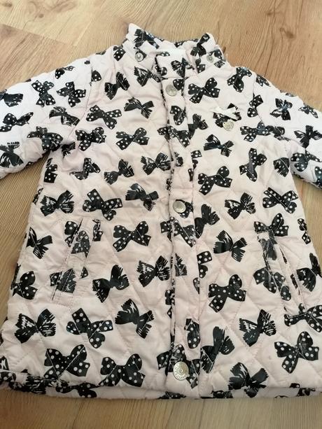 Prechodná bundička, 98