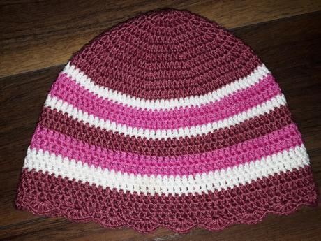 Háčkovaná čiapočka handmade, 104