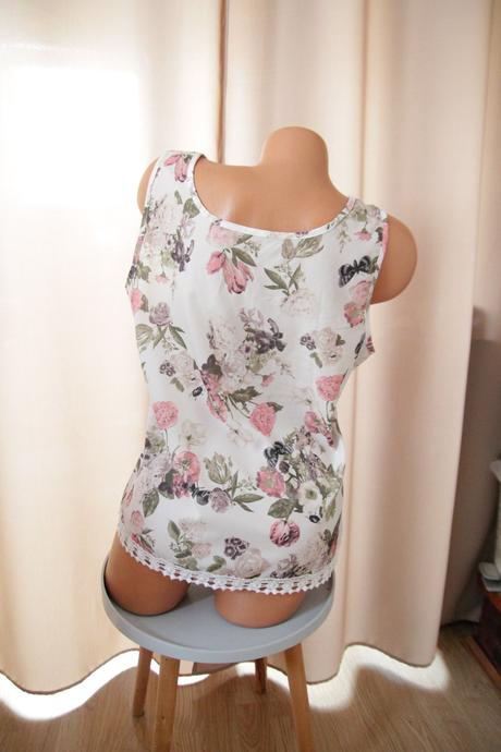 Kvetinový top s čipkou, l, l