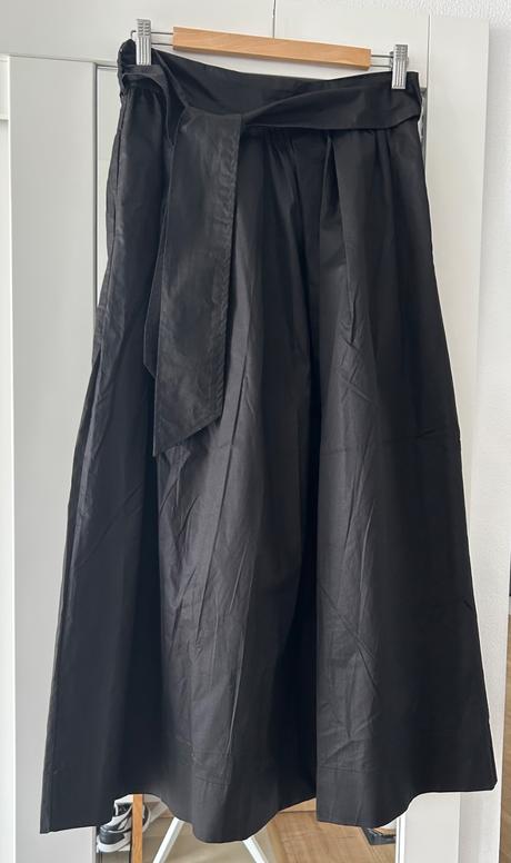 Midi sukna, reserved,m