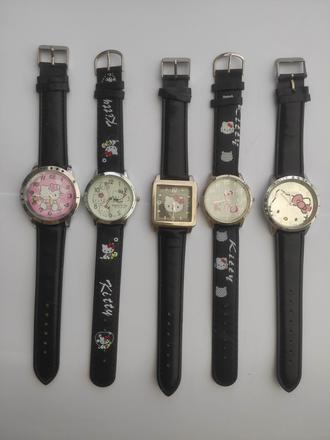 Elegantné hello kitty hodinky,