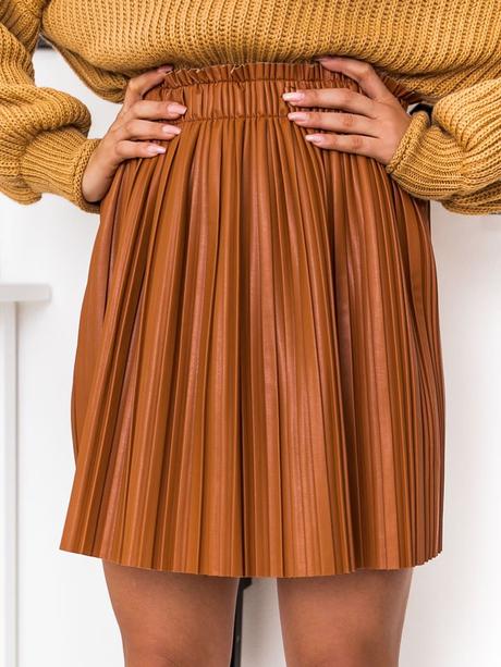 Krásna koženková plisovaná sukňa green apple, 