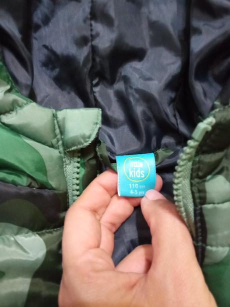 Maskáčová vesta, 110