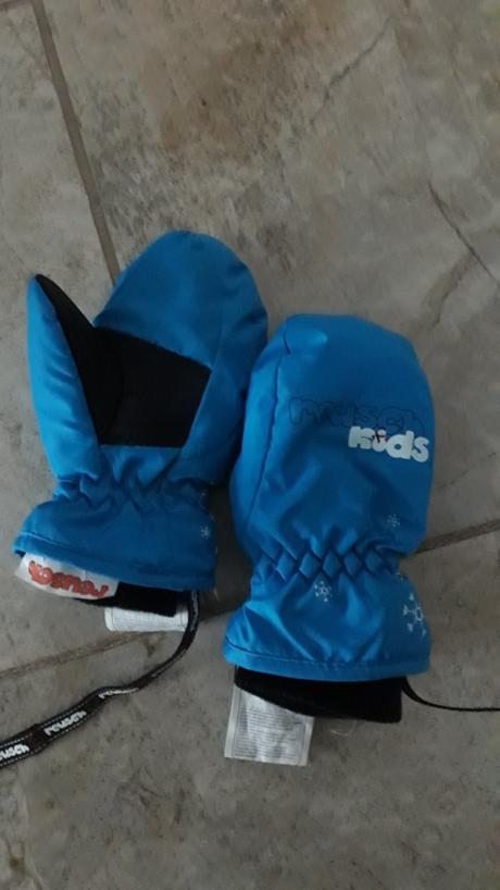 Tepla ciapka a rukavice, 80