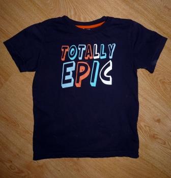 S napisom totally epic, rebel,134