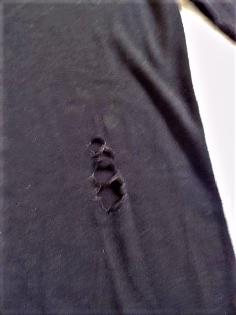 Tehotenské legíny s "dierami ", l