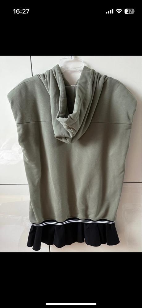 Mikinove saty by o la la, s