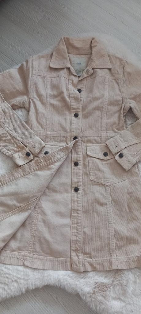 Kabát z menčestru, zara,128