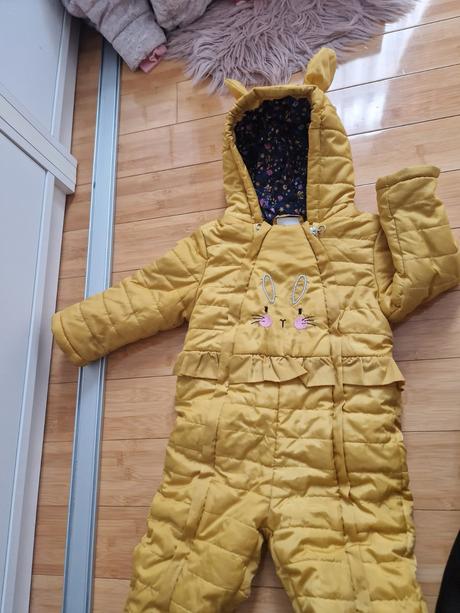 Overal na zimu, coccodrillo,86