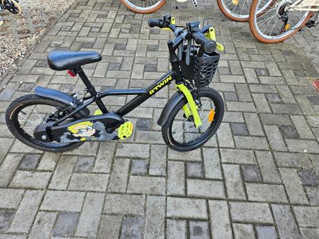 Bicykel  b twin 500 dark hero, 16