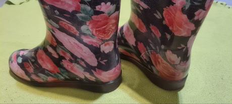 Kvetinové gumáky, roháčan,40