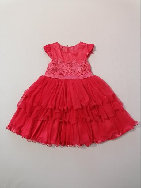 Slavnostne saty s bohatou suknou, 98