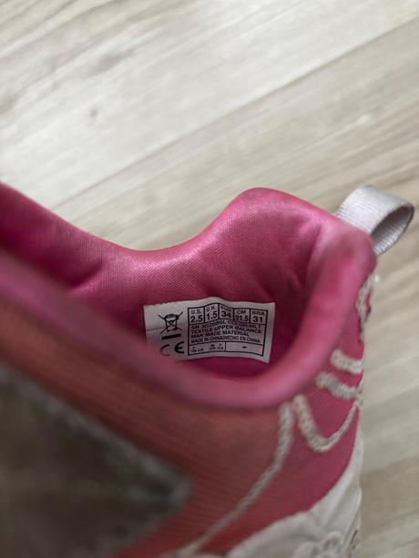 Botasky, skechers,34