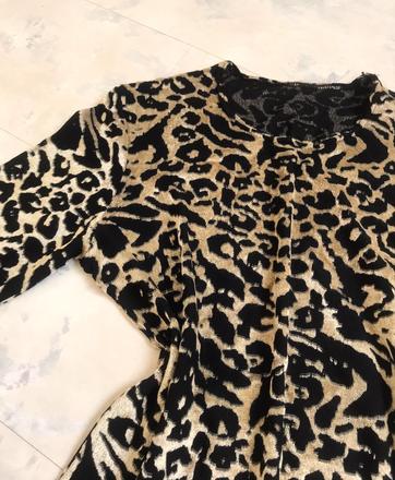 Jemné tričko so zvieracím vzorom, m